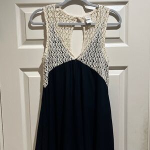 L*Space Sleeveless, knit, mini, v-neck, keyhole back dress